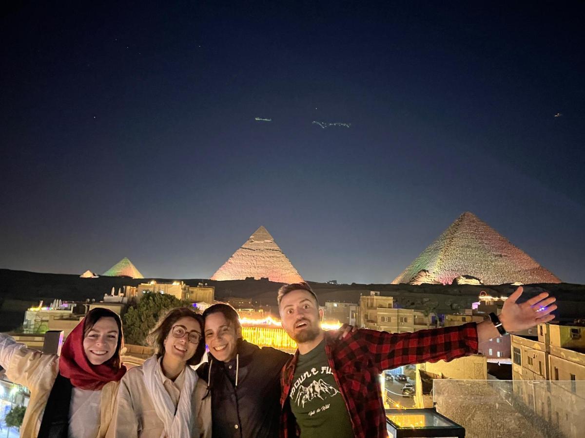 Pyramids Top In Cairo Exterior photo